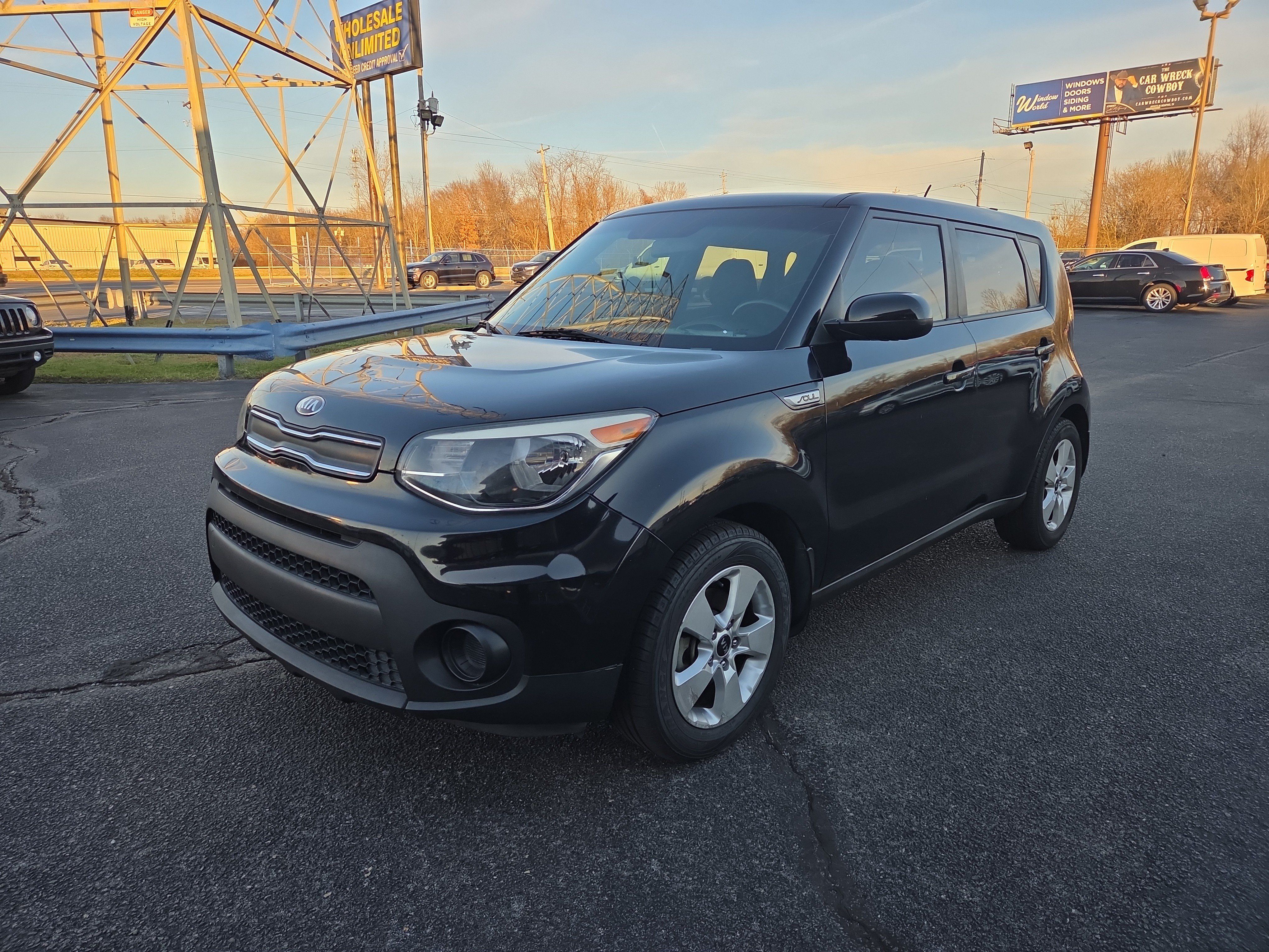 Used 2018 Kia Soul w/ Convenience Package FWD image 1