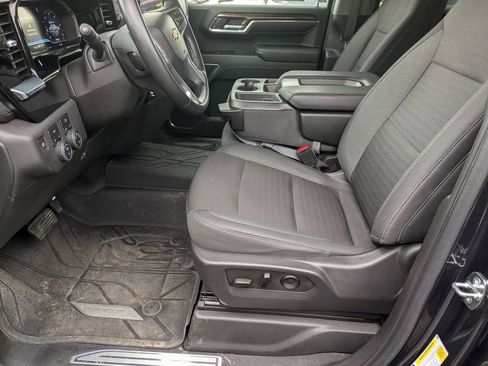 Used 2023 Chevrolet Silverado 1500 LT image 19