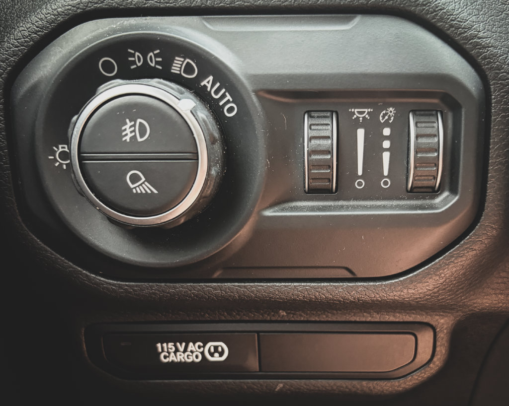 Used 2020 Jeep Gladiator Rubicon AWD/4WD image 10