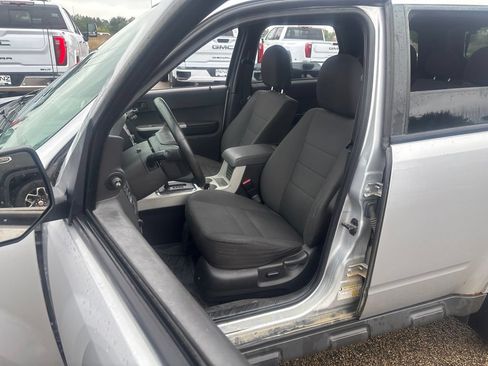 Used 2012 Ford Escape XLT FWD image 21