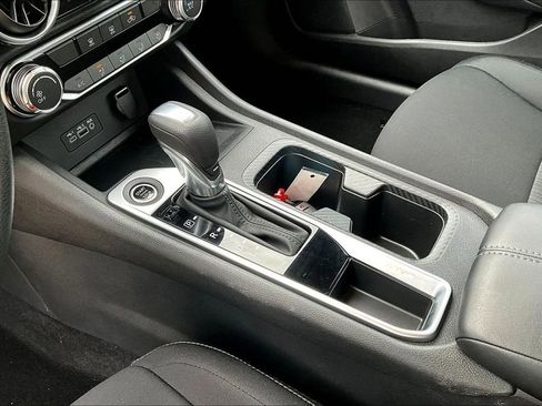 Certified 2023 Nissan Sentra SV FWD image 18