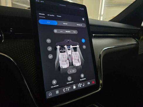 New 2025 Volvo EX90 Ultra image 30