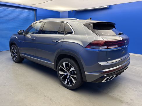 New 2025 Volkswagen Atlas Cross Sport SEL Premium R-Line image 5