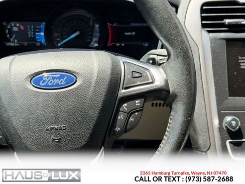 Used 2019 Ford Fusion SEL FWD image 24