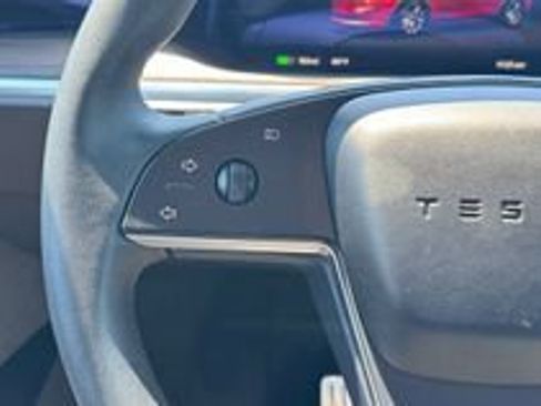 Used 2023 Tesla Model X AWD/4WD image 9