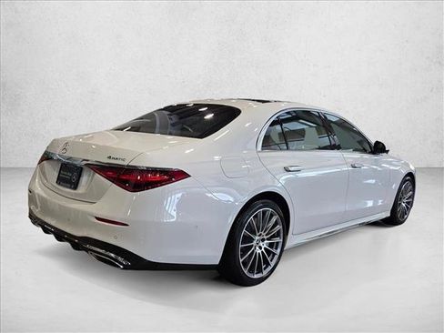 New 2026 Mercedes-Benz S 580 4MATIC Sedan image 2