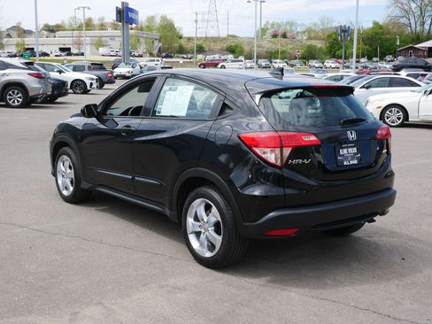 Used 2016 Honda HR-V LX image 5