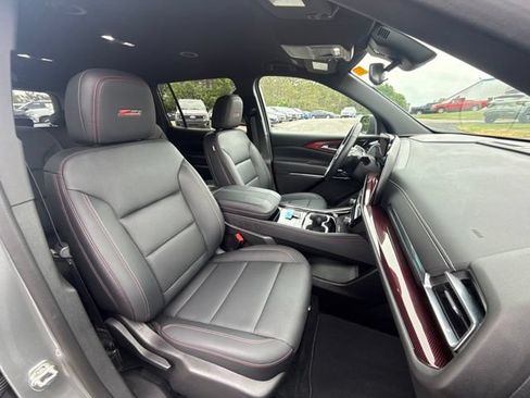 Used 2024 Chevrolet Traverse Z71 w/ LPO, Floor Liner Package AWD/4WD image 31