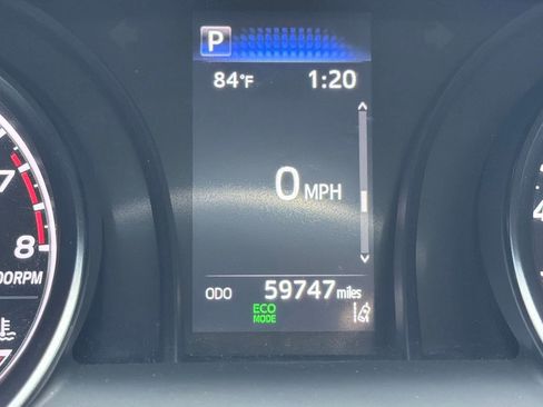 Used 2023 Toyota Camry SE FWD image 8
