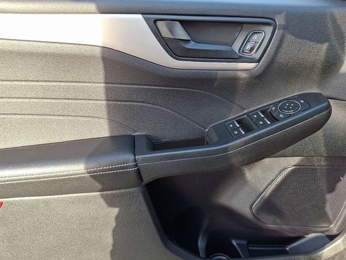 Certified 2022 Ford Escape SE w/ Convenience Package image 13