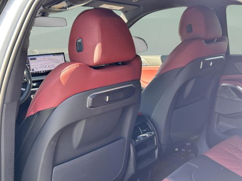 Used 2026 BMW X6 xDrive40i w/ Premium Package AWD/4WD image 30