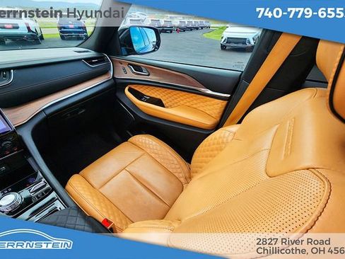 Used 2024 Jeep Grand Cherokee L Summit w/ Advanced Protech Group IV AWD/4WD image 10