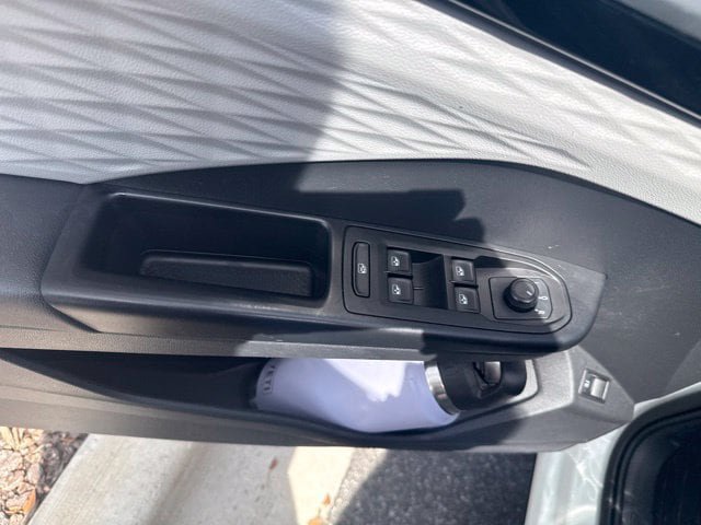 Certified 2022 Volkswagen Taos S FWD image 19
