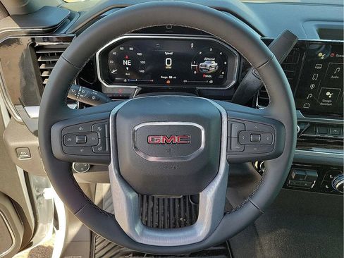 New 2026 GMC Sierra 1500 SLE w/ Preferred Package image 16