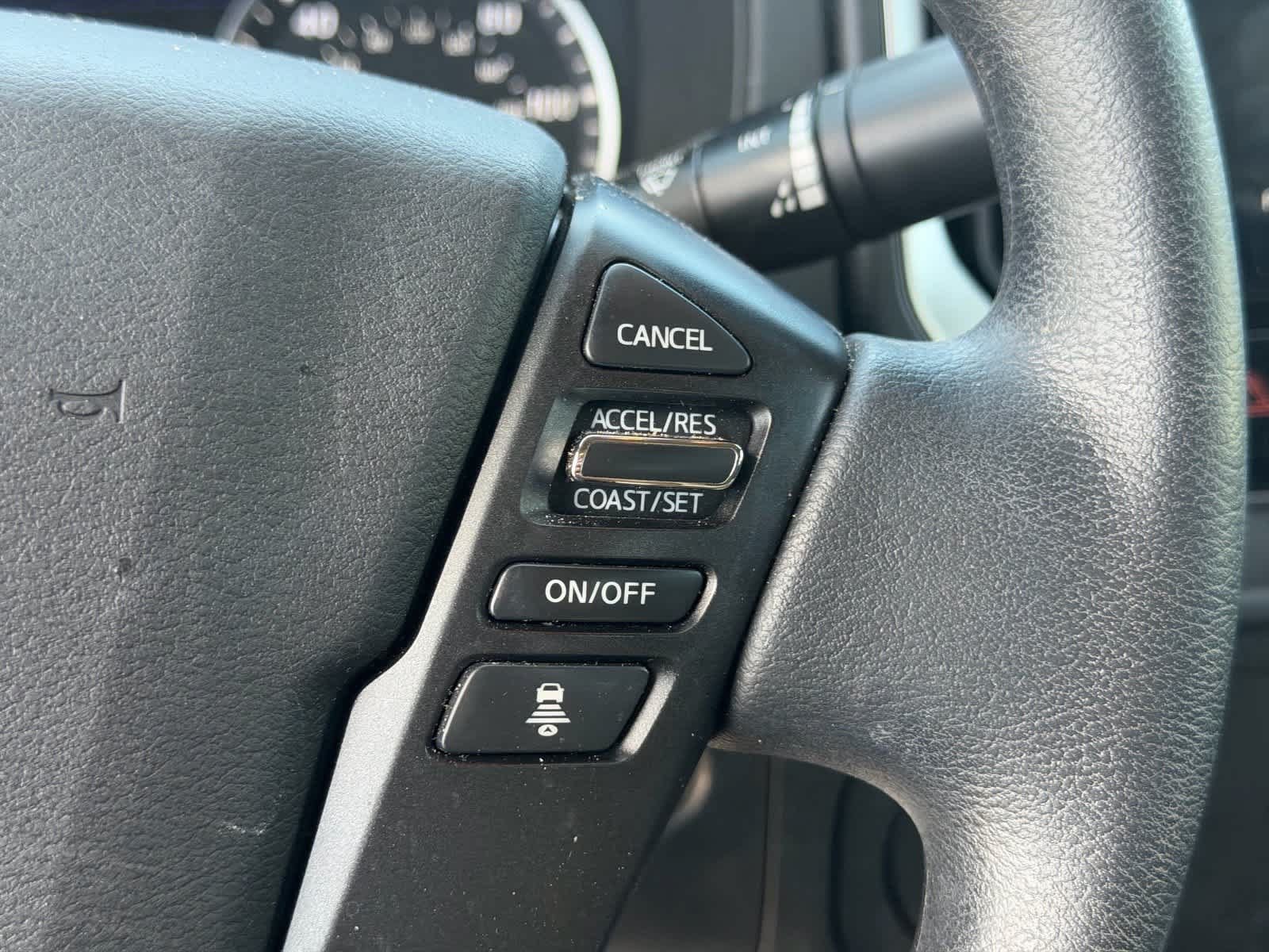 Used 2025 Nissan Frontier SV RWD image 9