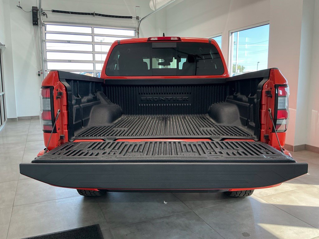 Used 2025 Nissan Frontier PRO-4X w/ Interior Protection Package AWD/4WD image 8