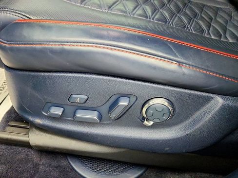 Used 2025 Genesis GV80 3.5T e-SC AWD/4WD image 10