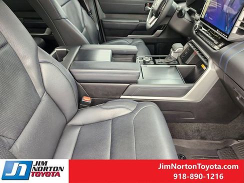 Used 2024 Toyota Sequoia Platinum image 15