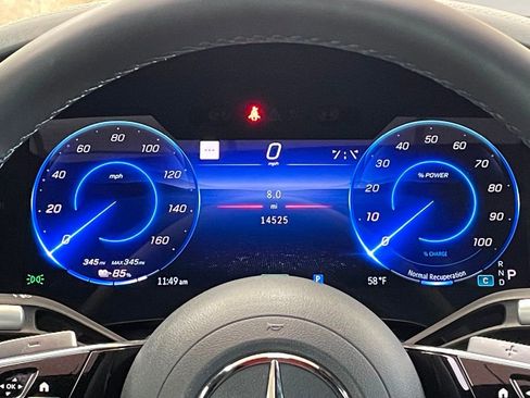 Used 2023 Mercedes-Benz EQS 580 4MATIC Sedan image 29