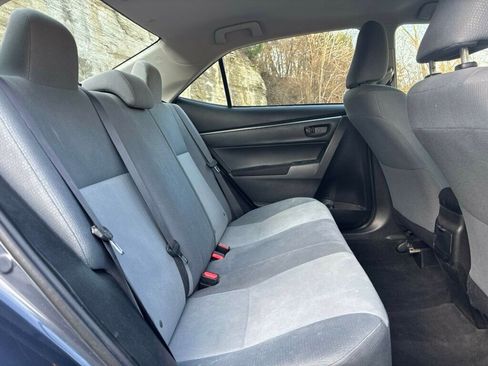 Used 2016 Toyota Corolla image 20