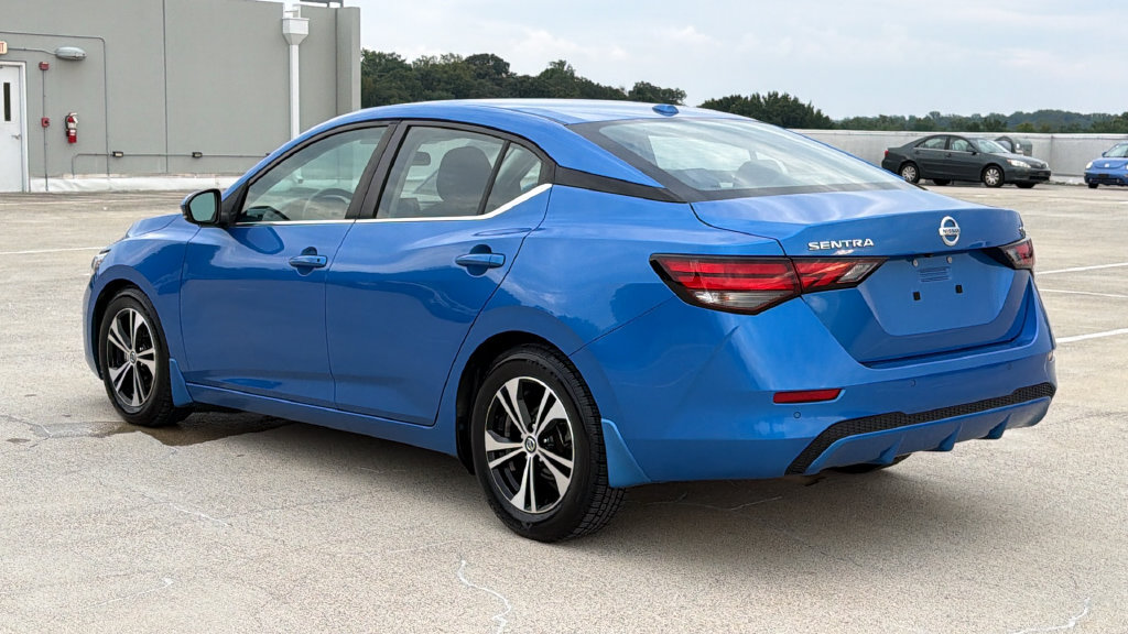 Used 2020 Nissan Sentra SV w/ Trunk Package FWD image 3