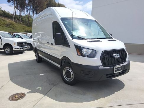 New 2026 Ford Transit 250 148 High Roof RWD image 3
