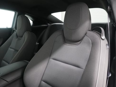 Used 2011 Chevrolet Camaro LT RWD image 11
