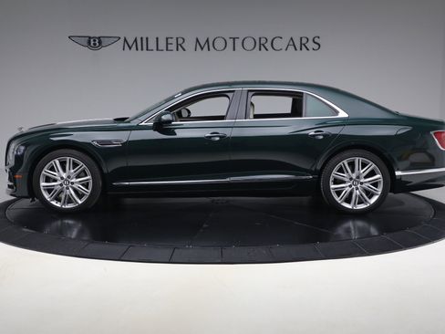 Used 2023 Bentley Flying Spur Plug-In Hybrid image 2