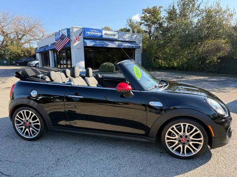 Used 2019 MINI Cooper S image 16