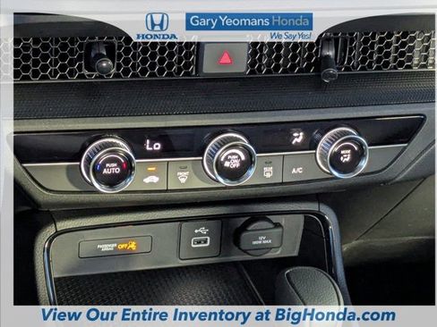 Used 2025 Honda CR-V LX image 22