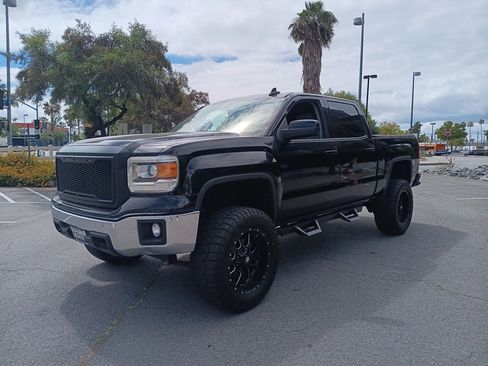 Used 2015 GMC Sierra 1500 SLE w/ SLE Value Package RWD image 3