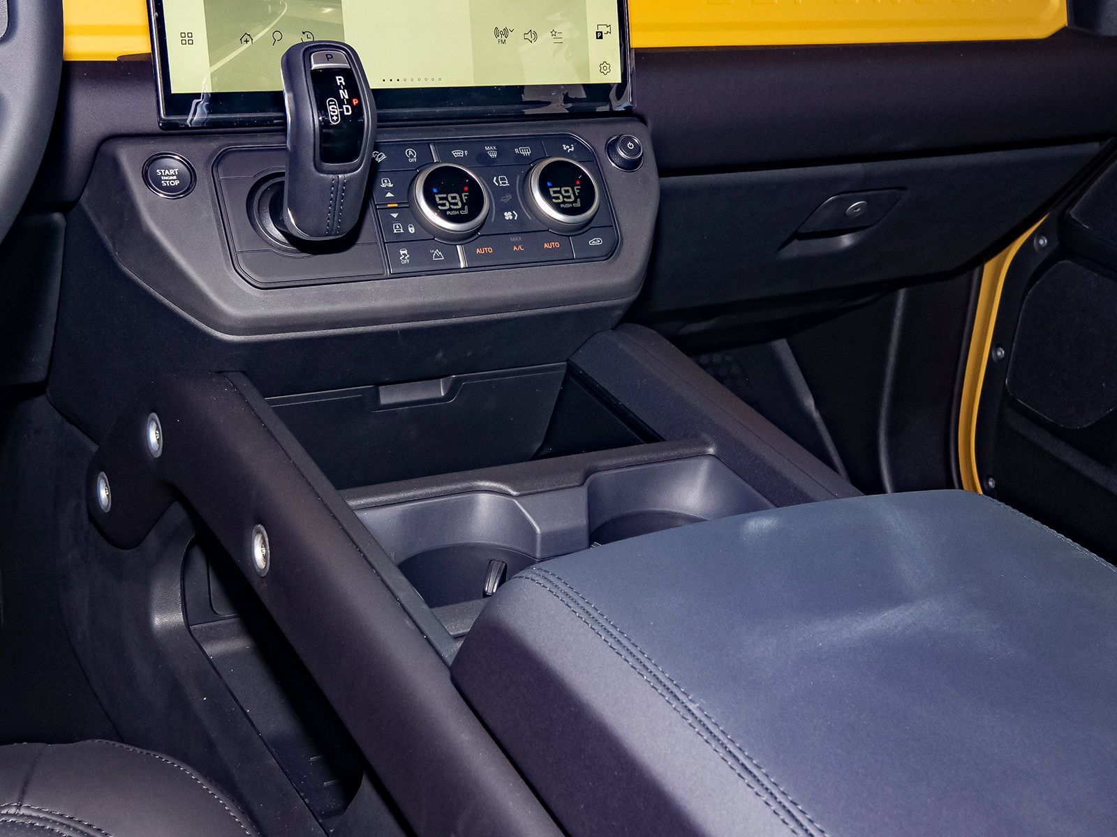 New 2026 Land Rover Defender 110 AWD/4WD image 29