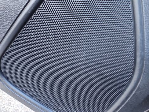 Used 2018 Chrysler 300 Touring image 28