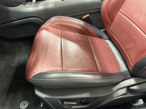 Used 2025 Ford Mustang Premium RWD image 20