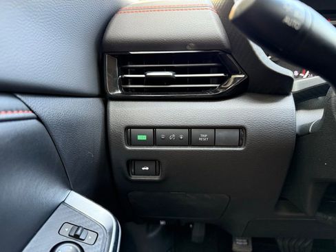 New 2025 Nissan Sentra SR w/ SR Premium Package image 30