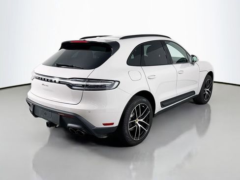 Used 2025 Porsche Macan image 9