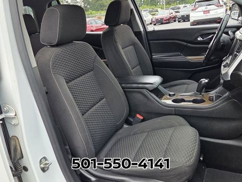 Used 2018 GMC Acadia SLE FWD image 18