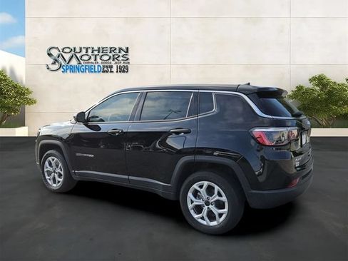Used 2025 Jeep Compass Sport AWD/4WD image 3