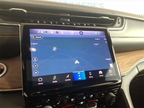 Used 2023 Jeep Grand Cherokee Summit image 21