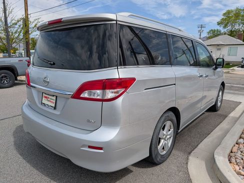 Used 2016 Nissan Quest SV FWD image 4