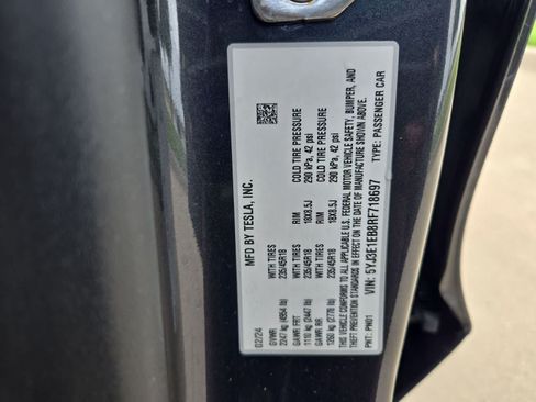Used 2024 Tesla Model 3 Long Range AWD/4WD image 30