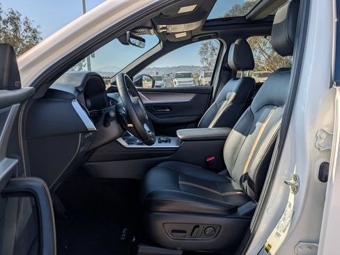 Certified 2025 MAZDA CX-70 Plug-In Hybrid w/ Premium Plus AWD/4WD image 14