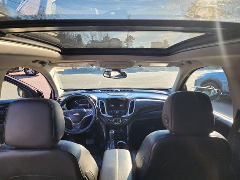 Used 2020 Chevrolet Equinox Premier image 11
