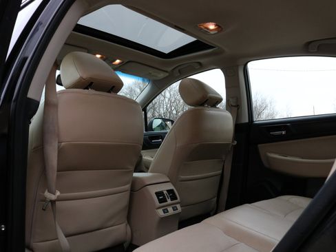 Used 2015 Subaru Legacy 2.5i Limited image 39