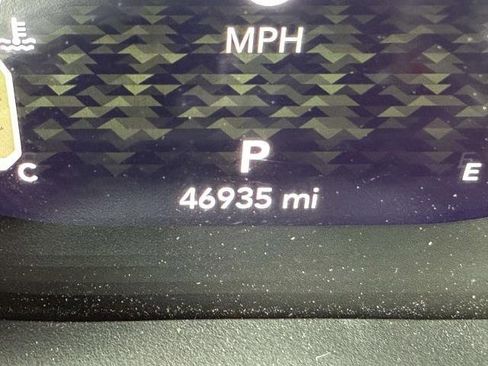 Used 2023 Jeep Gladiator Sport image 16