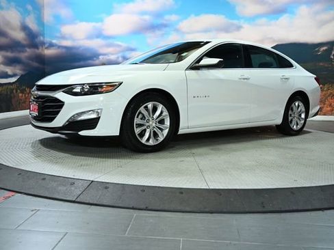 Used 2023 Chevrolet Malibu LT image 3