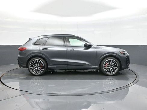 Used 2025 Audi SQ5 Premium Plus w/ Premium Plus Package AWD/4WD image 8