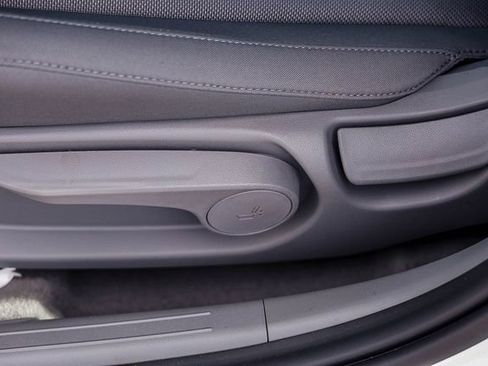 New 2026 Hyundai Elantra SE FWD image 25