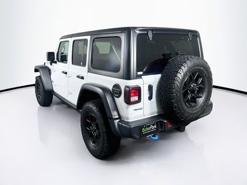 Used 2024 Jeep Wrangler Unlimited AWD/4WD image 5