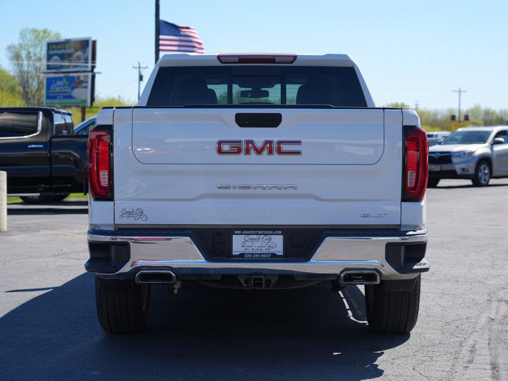 Used 2022 GMC Sierra 1500 SLT w/ SLT Premium Package AWD/4WD image 4